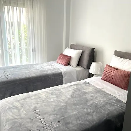 Apartment White *